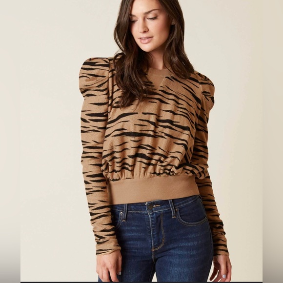 Free People Sweaters - Free People Women's Natural Combo Tan Zaza Zebra Print Pullover Sweatshirt, L